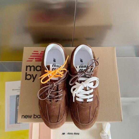 Miu Miu x New Balance 530 SL Sneakers - Picture 1 of 8